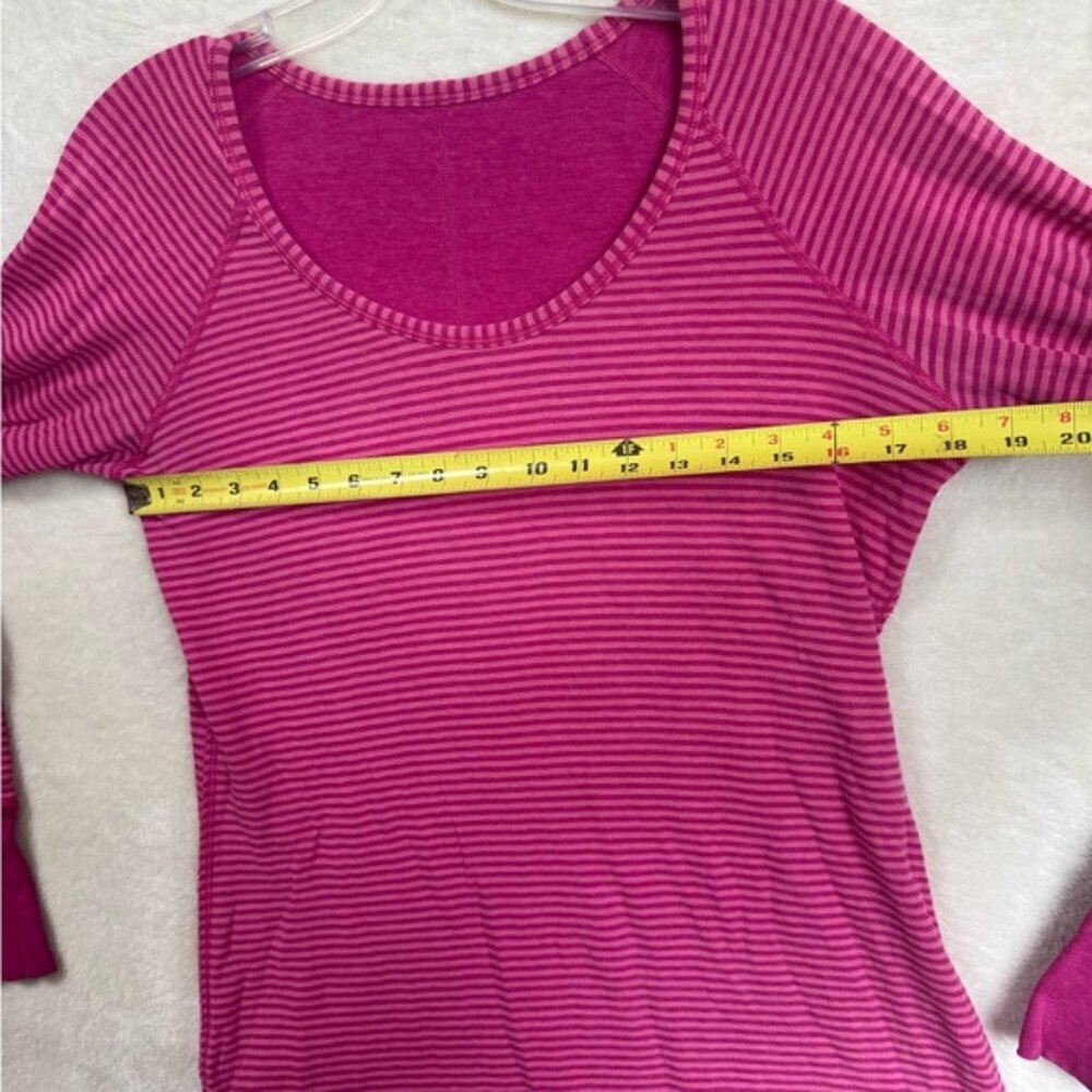 Lululemon Reversible Open Your Heart Striped Long Sleeve Crew Neck Top Long 12 - Picture 14 of 14